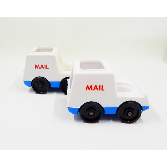Fisher-Price Little People Main Street 2500 Mail Trucks Replacement Parts 2 PC - Picture 4 of 9